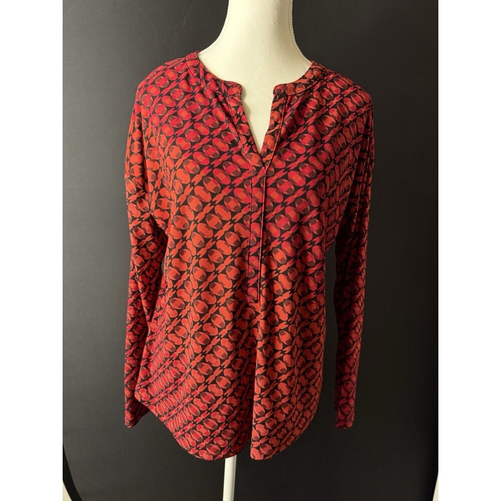 Dana Buchman Blouse Women M Red Geometric V-Neck Long Sleeve Casual Officecore